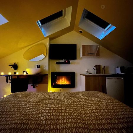 Le Nid D'Amour - Escapade Romantique Apartment Dieppe Bagian luar foto